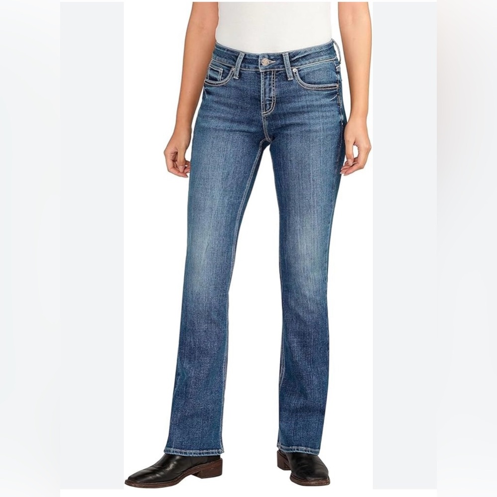 Zanadi women’s size 18 boot cut jeans with button back pockets‎ with embroidery